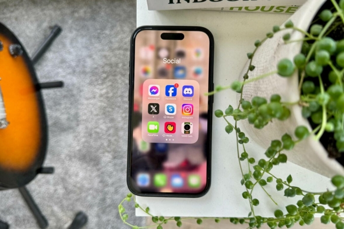 Chớ dại mua iPhone 17e, chọn iPhone 15 Pro màn hình 120Hz siêu mượt, 3 camera, vỏ titan, tiết kiệm 2 triệu đồng